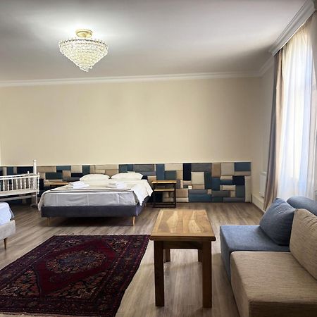 גיומרי 21 Rooms Hotel מראה חיצוני תמונה