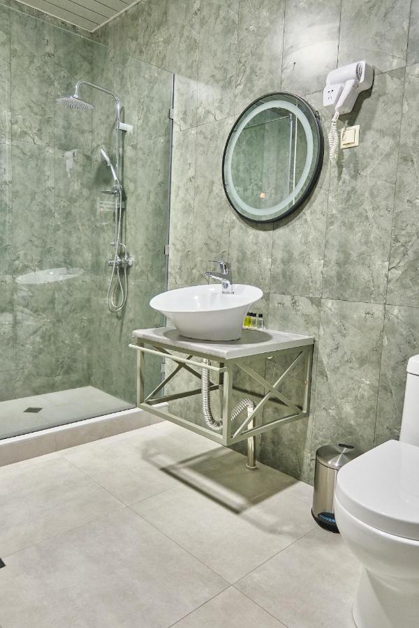 גיומרי 21 Rooms Hotel מראה חיצוני תמונה